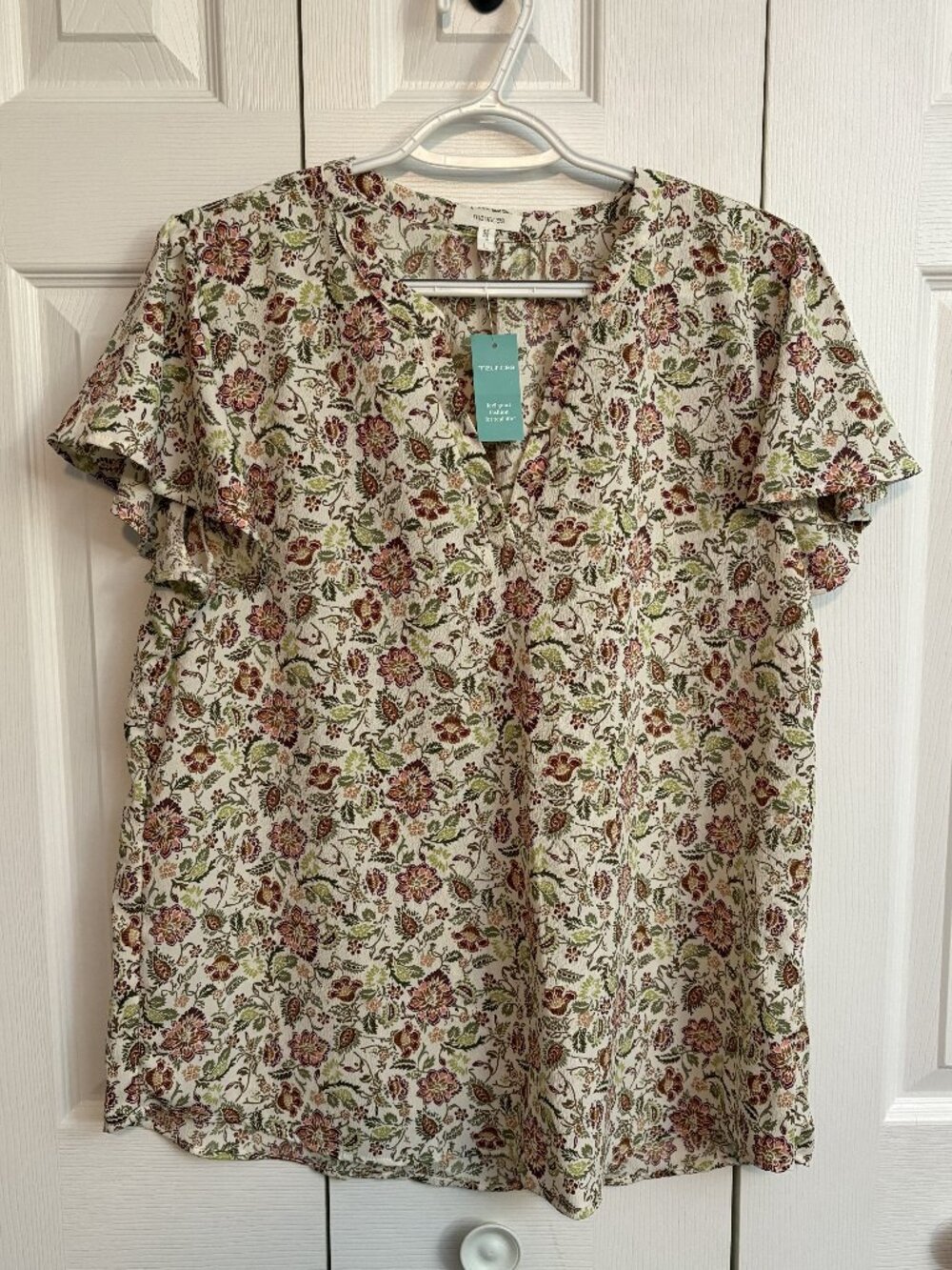 NWT Maurices Atwood Flutter Sleeve Blouse